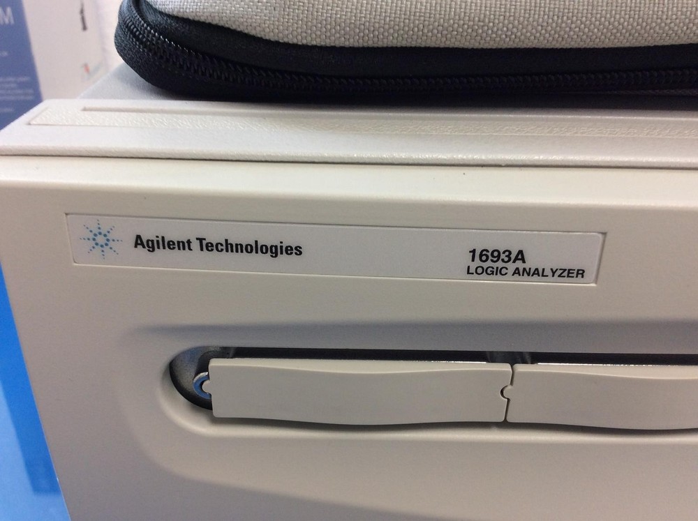 AGILENT TECHNOLOGIES 1693A LOGIC ANALYZER