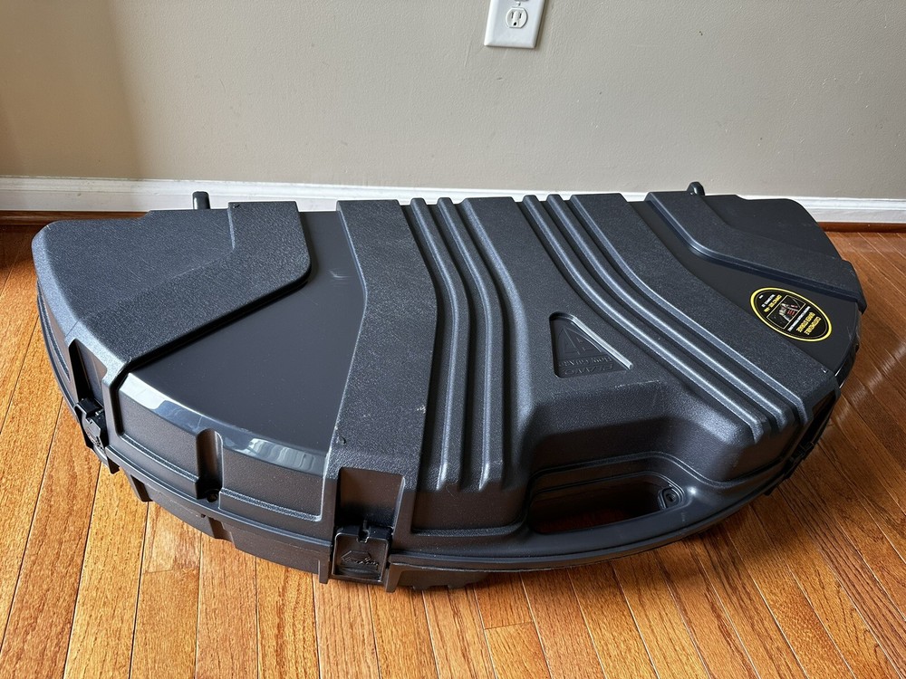 Bear Archery Species EV RTH (55-70 lbs)