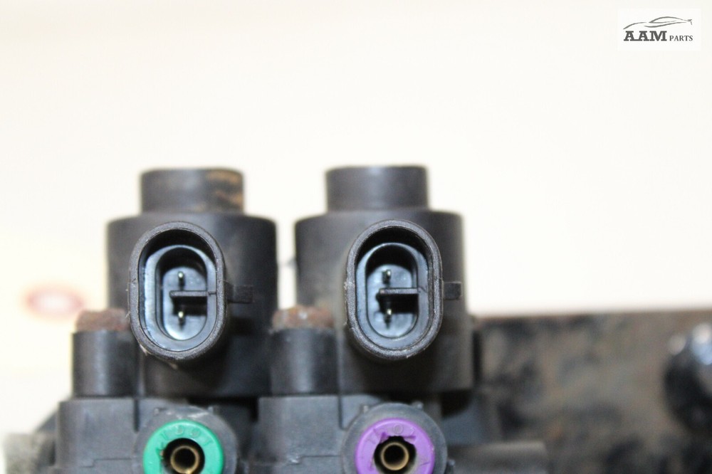 2018-24 FREIGHTLINER CASCADIA ABS MODULATOR VALVE SOLENOID BENDIX OEM