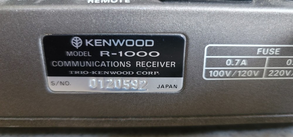KENWOOD RECEIVER R 1000