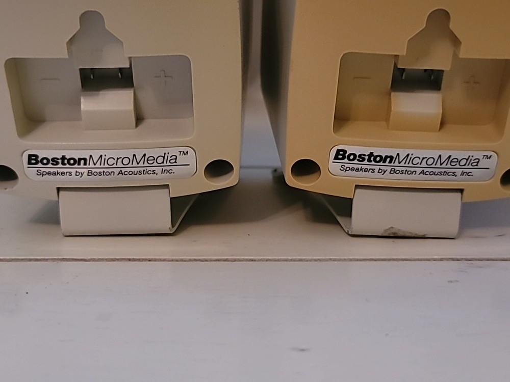 Boston Acoustics BA735 Computer Speakers & Volume Control