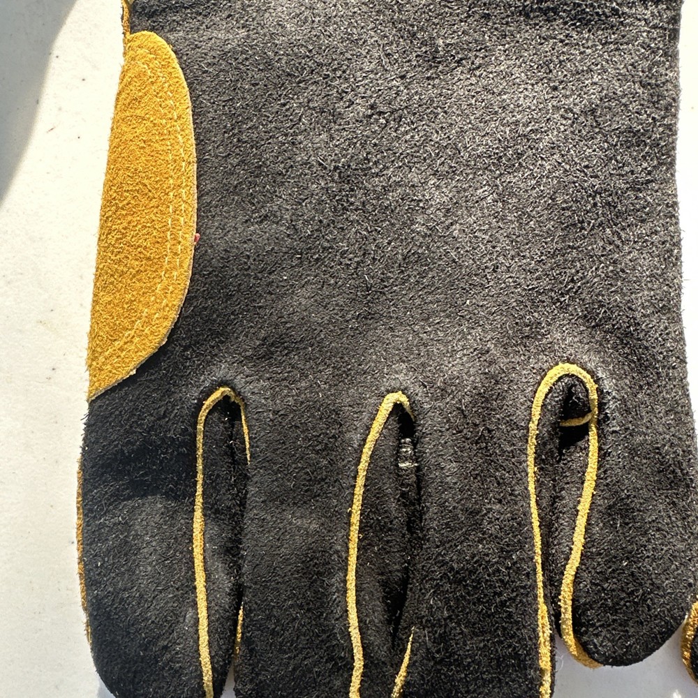 Caiman One Size Welding Gloves Model# 1449