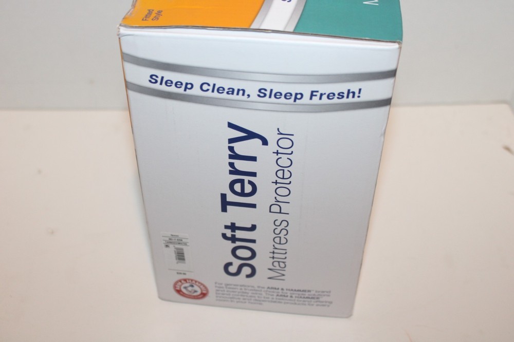Arm & Hammer Queen Soft Terry Mattress Protector NEW