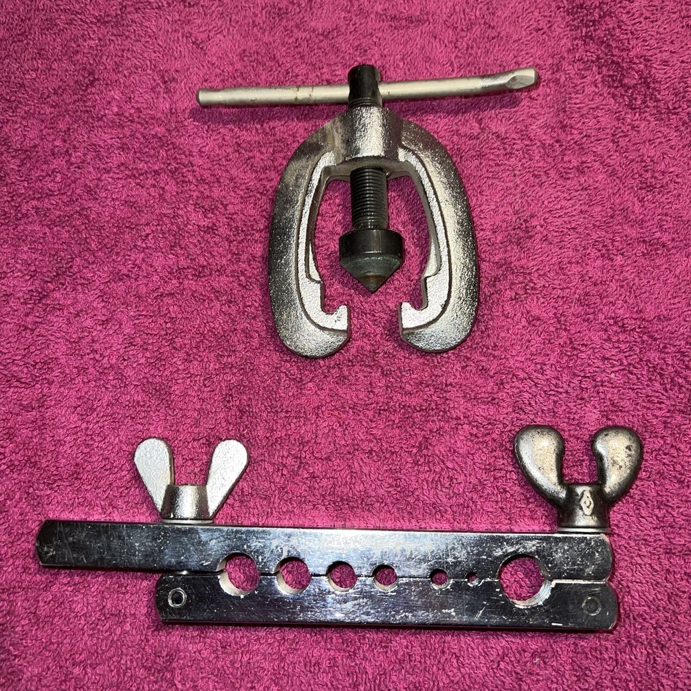 VINTAGE Pipe Flaring Tool Set with Gauge 2 PC Set *NICE*