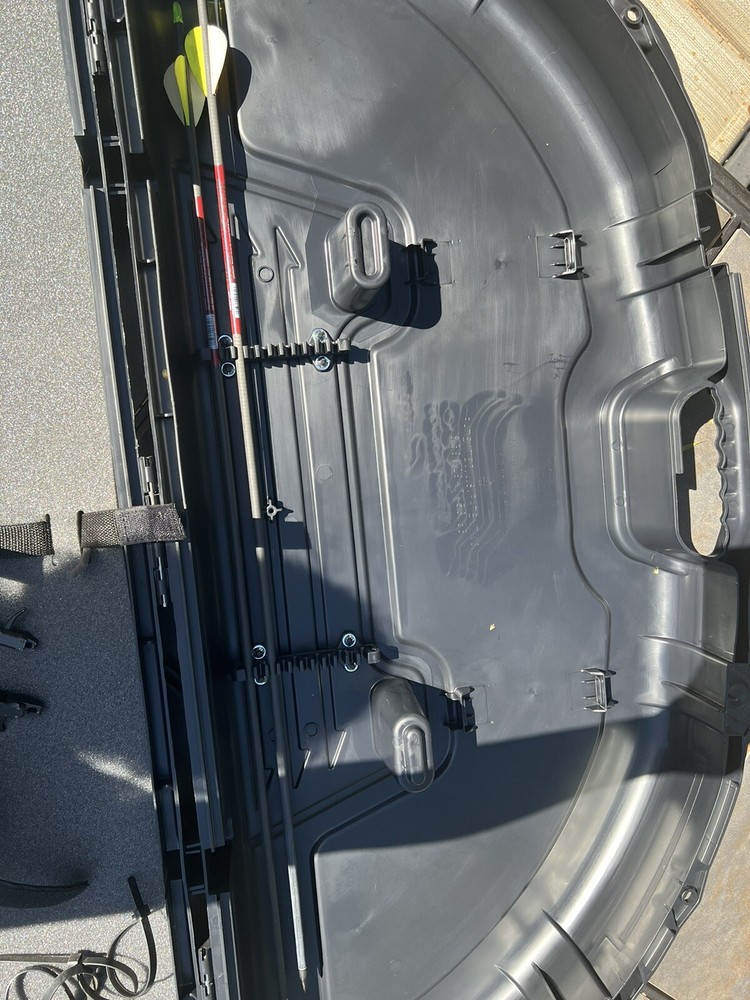 Hunting Bow And Accessories