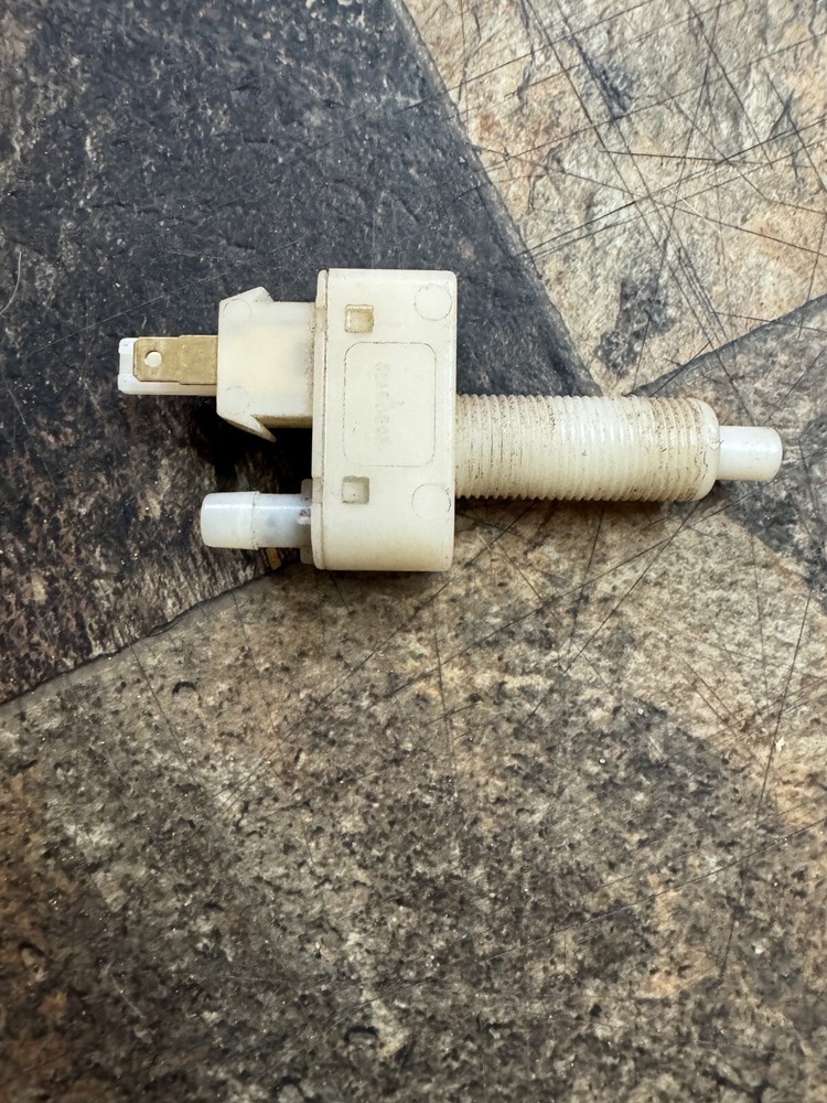1982-92 Firebird Camaro Trans Am Bake Pedal Cruise Control Release Switch