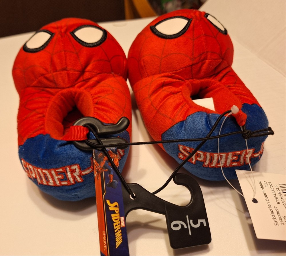 Spiderman Slippers Child Size 5/6 NWT NEW