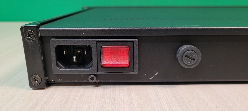 ShowLED V-Box MKII LIGHT STAGE LIGHTING CURTAIN CONTROLLER USED