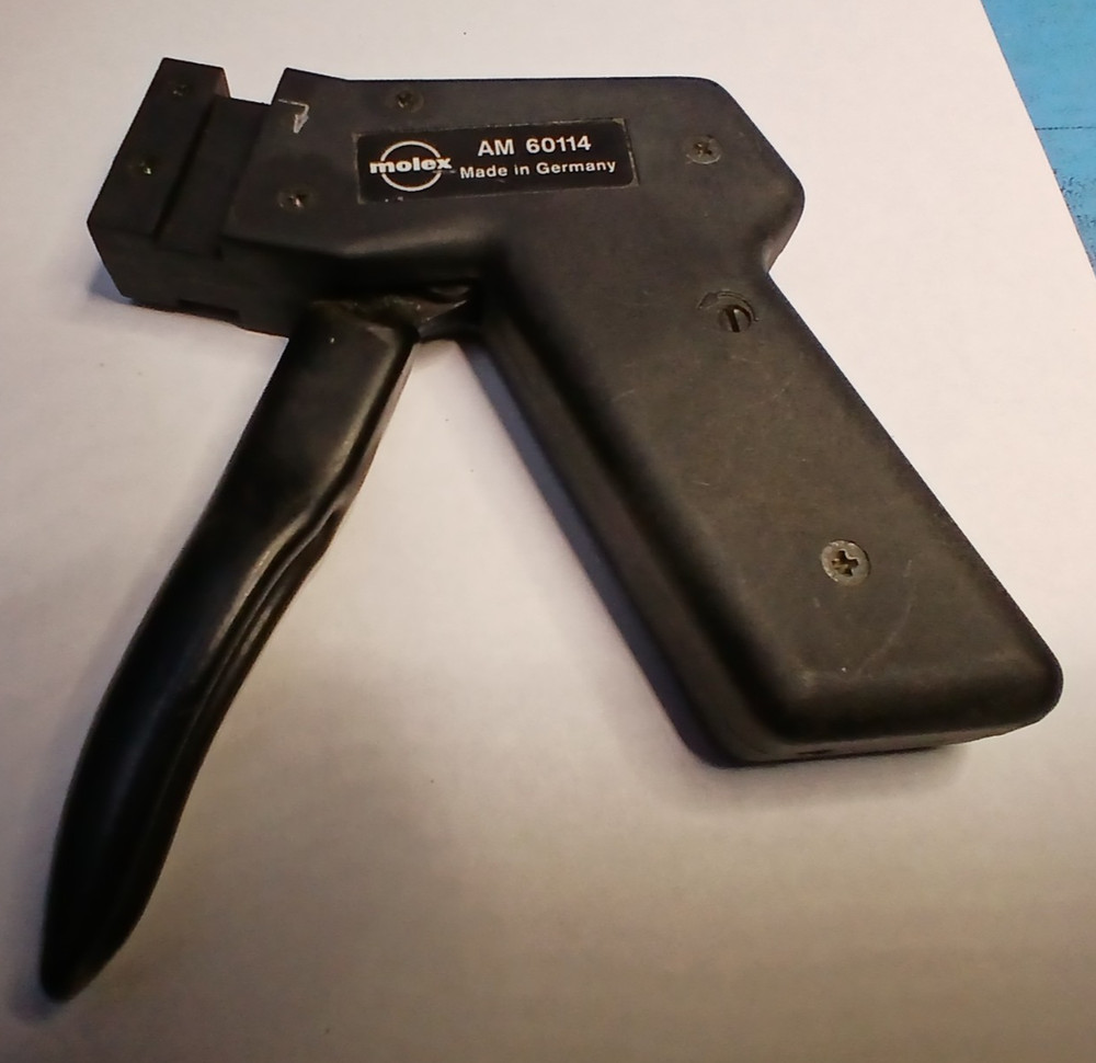 MOLEX AM-60114 CRIMPING TOOL