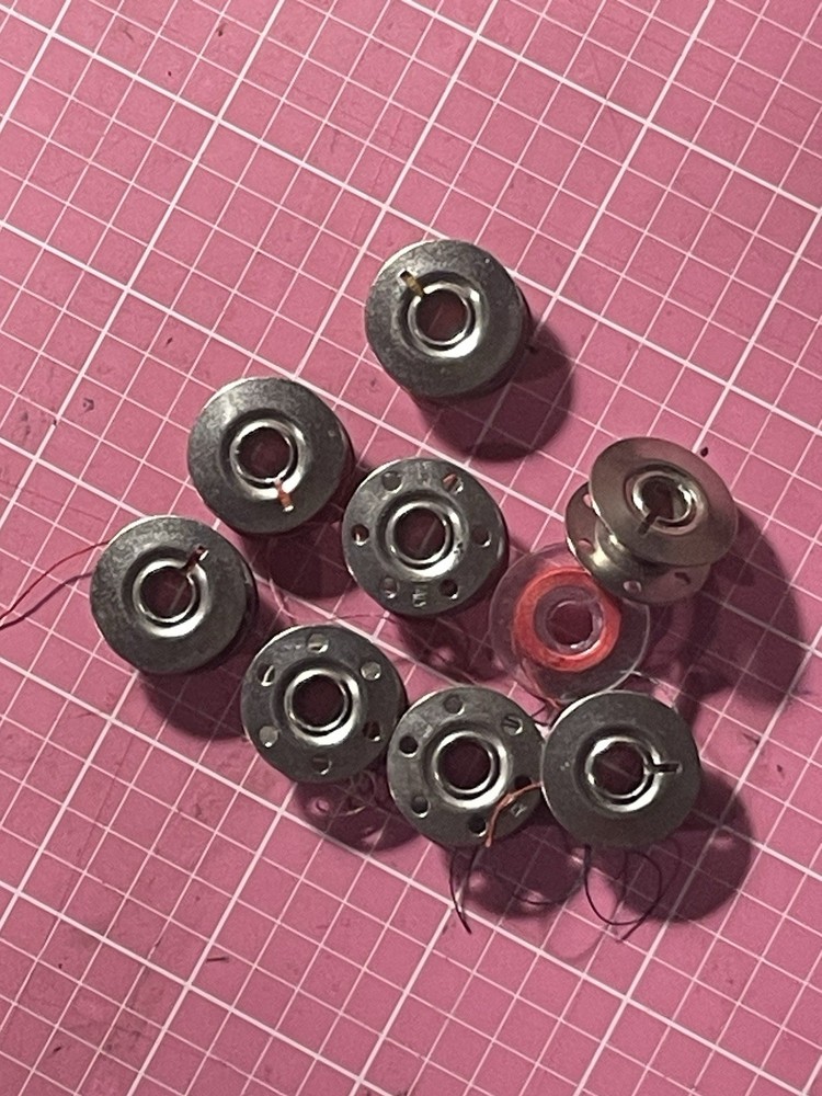 Necchi Lydia Bobbins