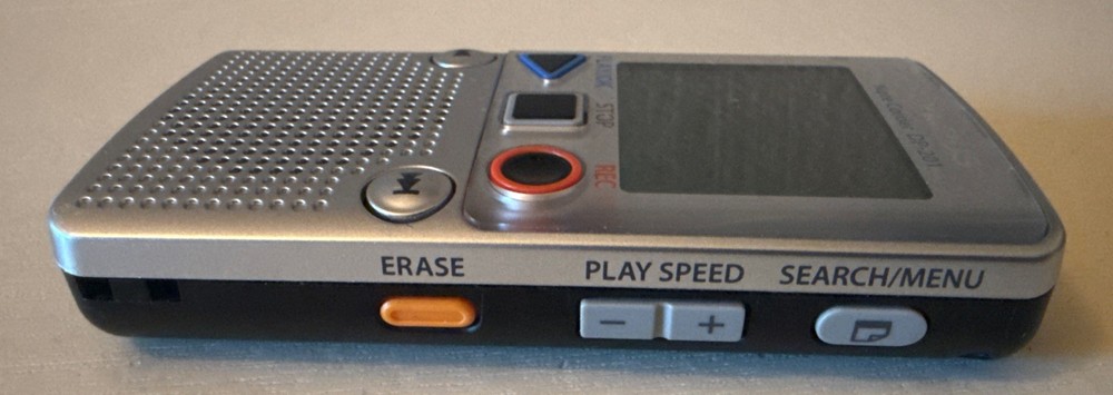 Olympus Note Corder DP-201 Digital Handheld Voice & Record Playback - Working