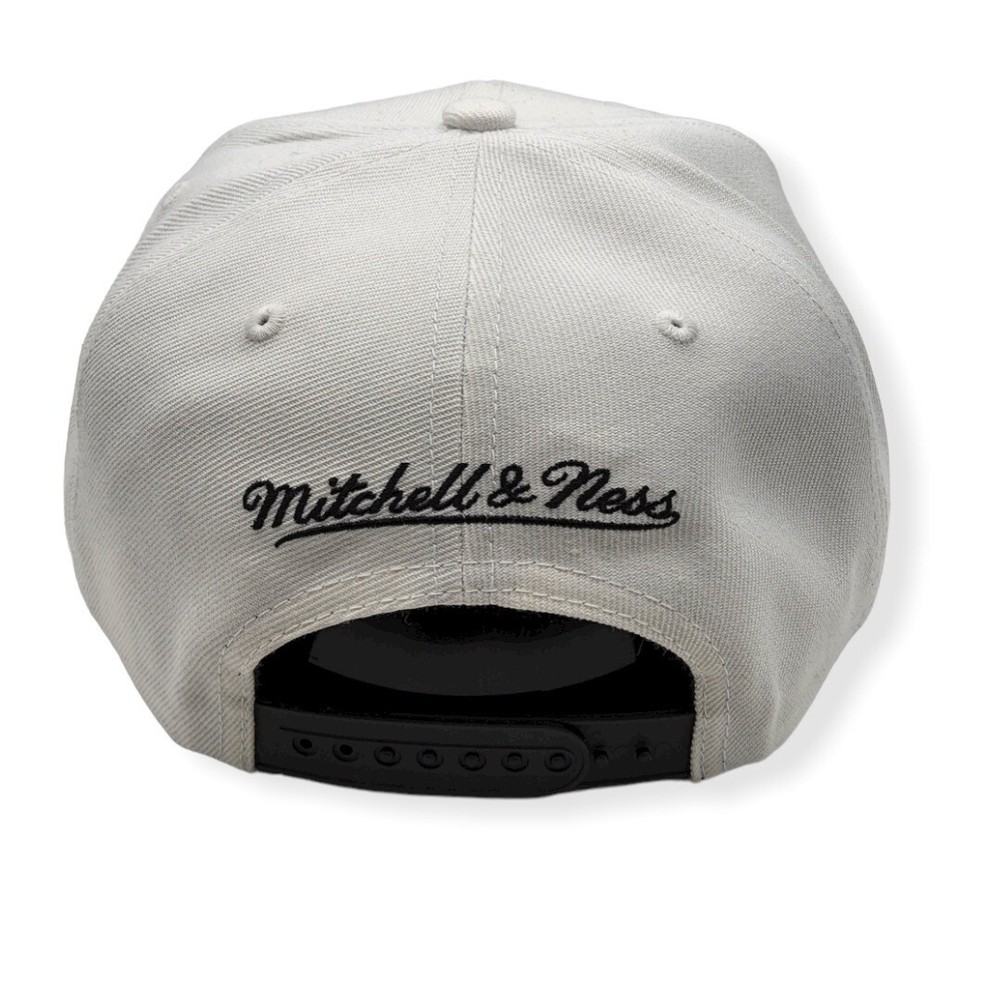 Mitchell & Ness Seattle Supersonics Fresh Crown HWC Adjustable Snapback Hat Cap