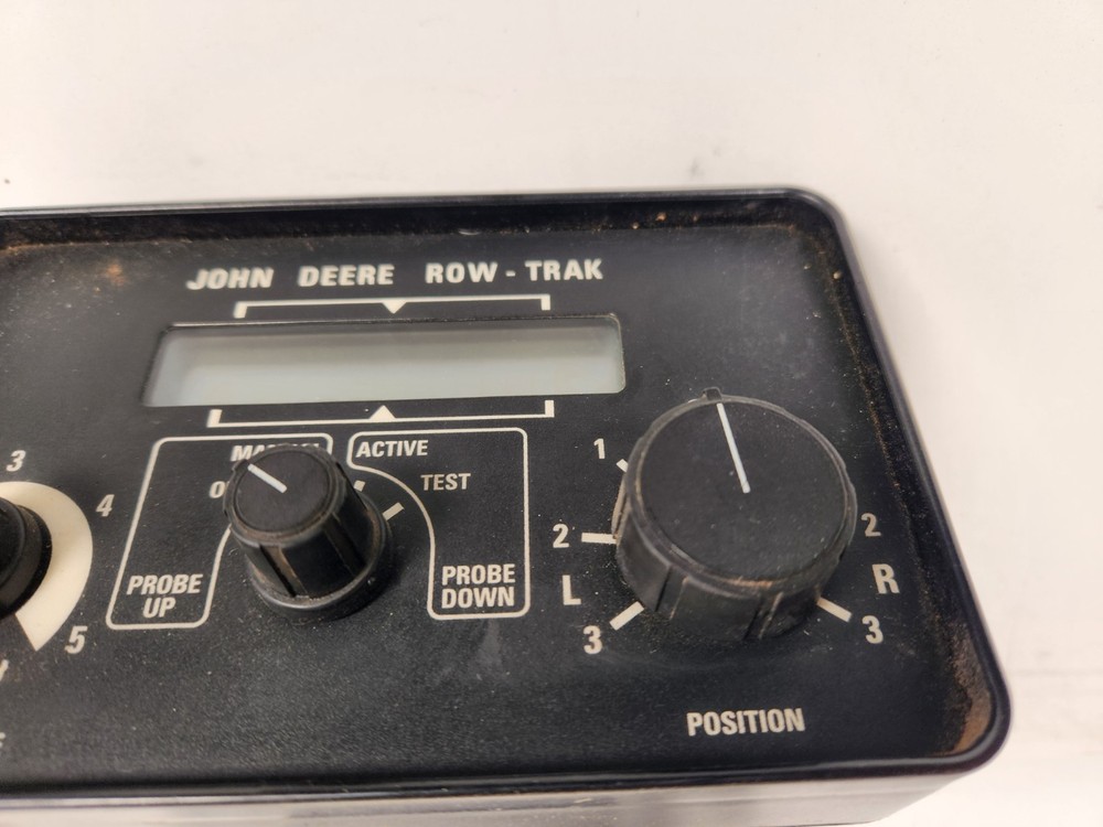 John Deere RE57744 Row-Trak Monitor. Tractor controller