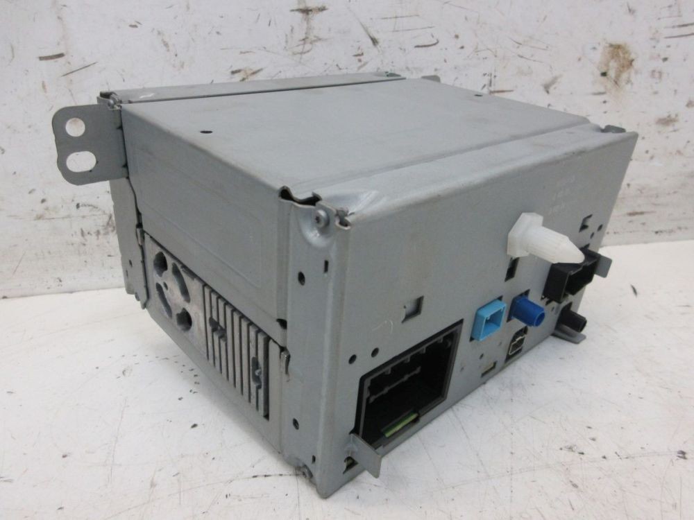 Radio/Navigation System Combination CD Player *CODE Not Available! fits for