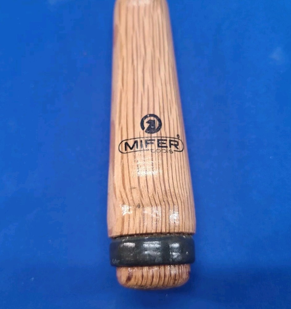 Mifer 1 1/2" Bevel Edge Socket Chisel (edge needs some TLC)
