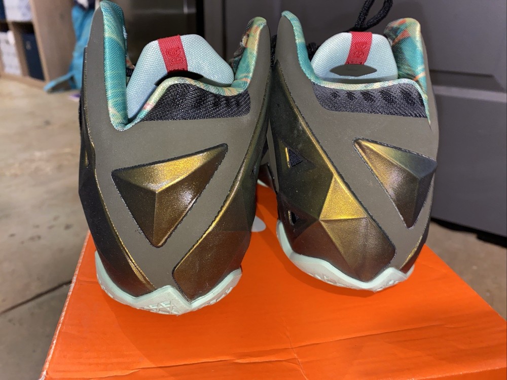 Nike LeBron XI (GS)