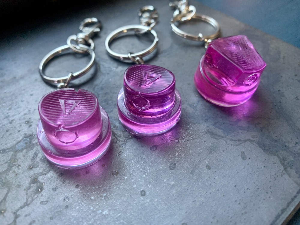 Rose Resin Graffiti Spray Cap Keychain