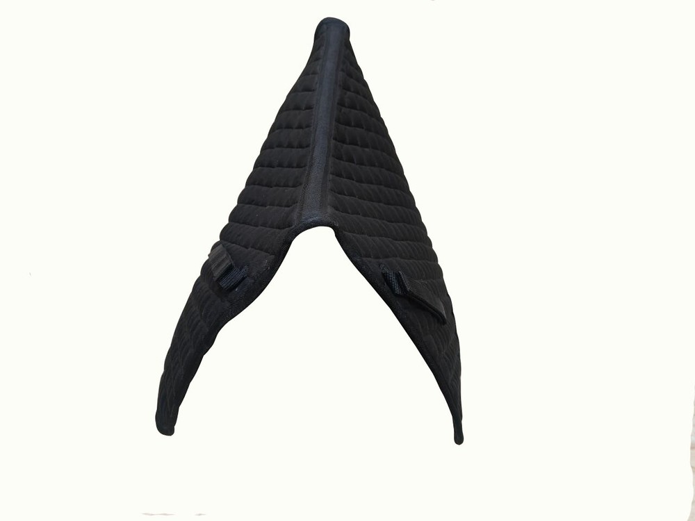 EEP English Saddle pad available in 25.5" width, 18" drop, Spine 22"