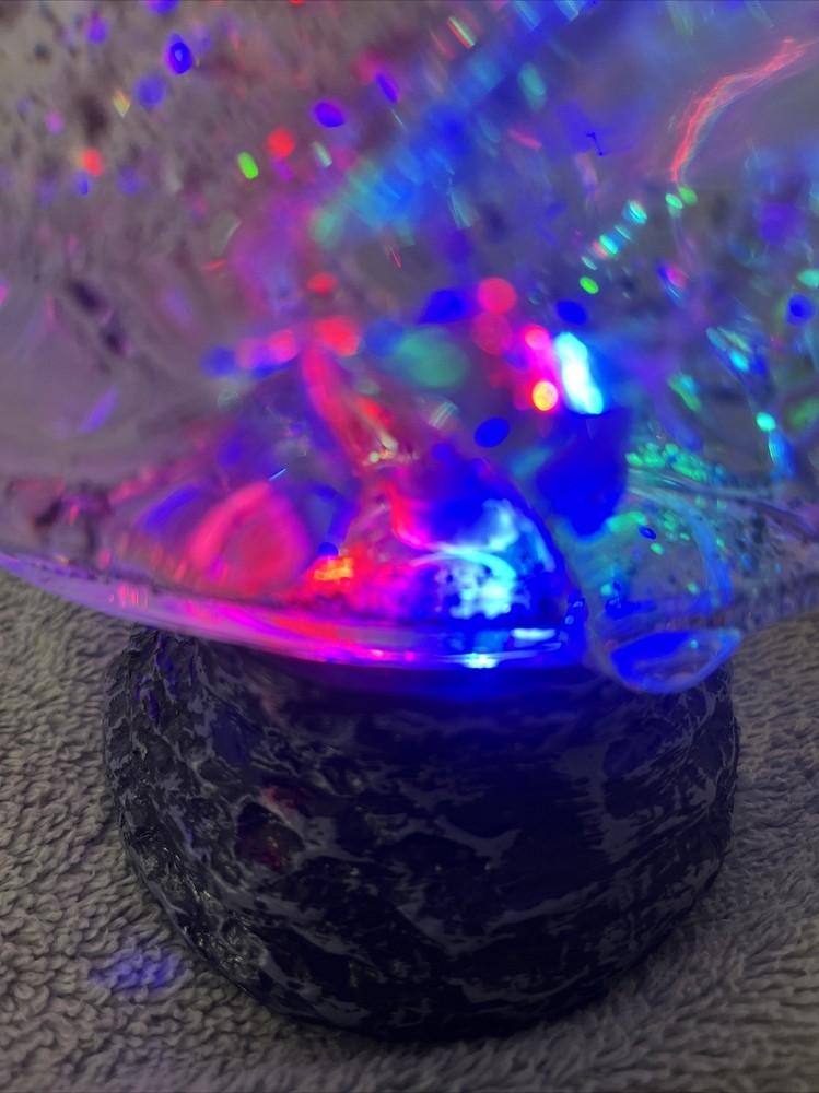 Halloween Crystal Skull LED Lighted Snow Globe. Automatic Glitter Shaking. S4
