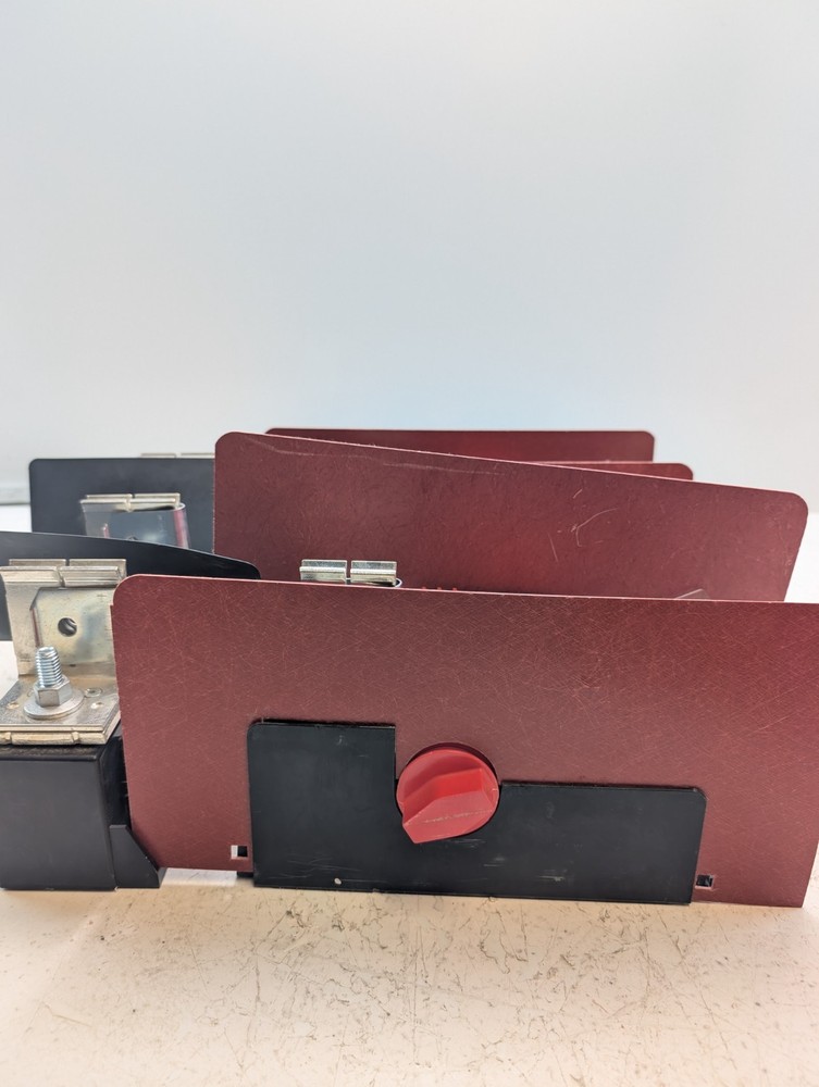 SIEMENS HCM65A ACCESSORIES FIELD INSTALLABLE LUG KIT 400A