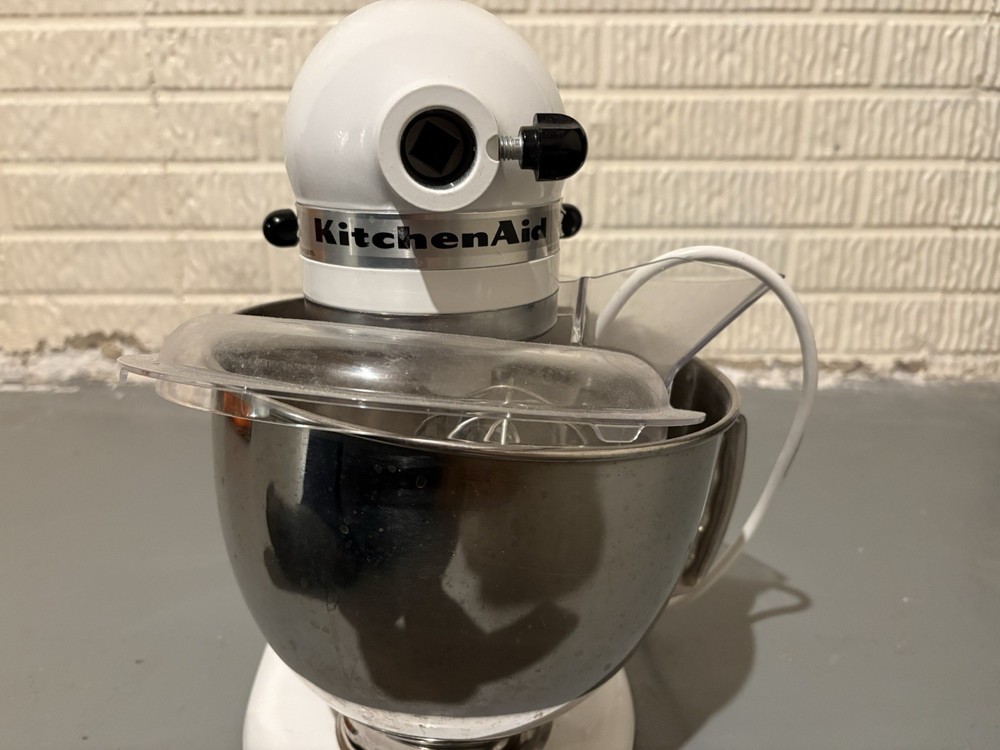 Kitchen Aid Artisan Mixer