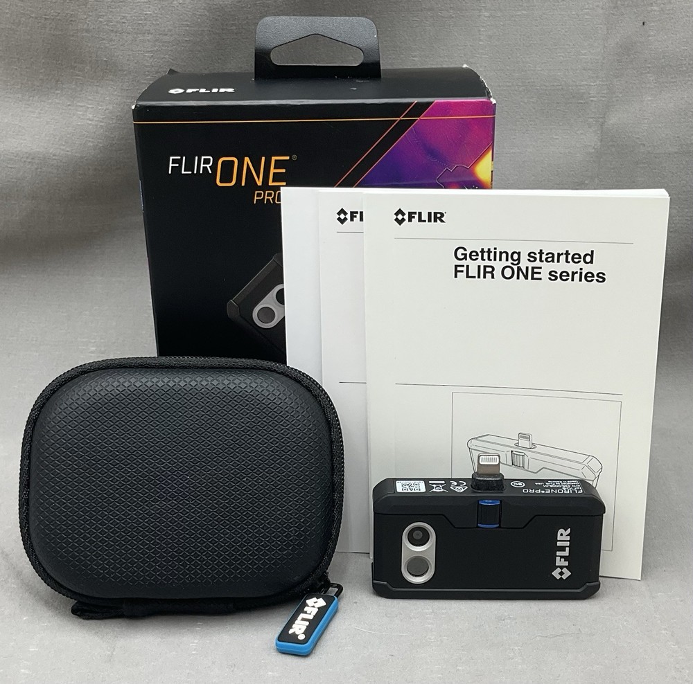 FLIR ONE Pro Thermal Imaging Camera iOS iPhone iPad Lightning BOXED Near MINT