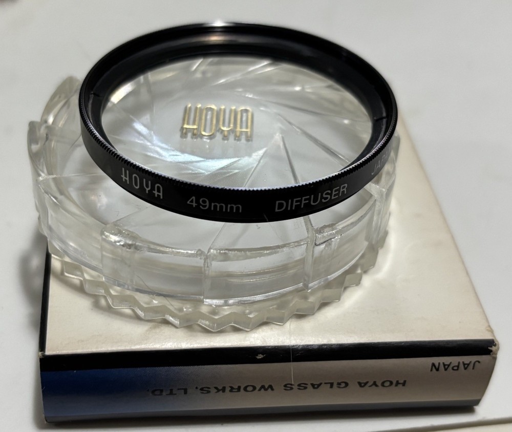 Hoya - 49mm Diffuser Filter, Box, Case