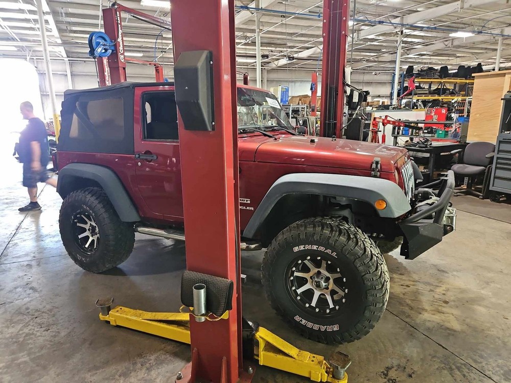 Used Windshield Frame fits: 2012 Jeep Wrangler Grade A