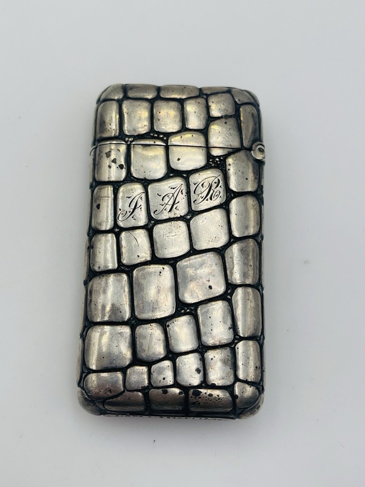 Antique Sterling Silver Cobbled Brick Pattern Vesta Match Safe
