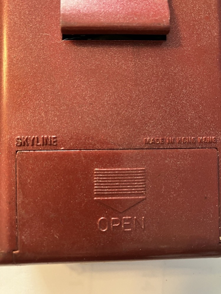 Skyline Transistor Radio