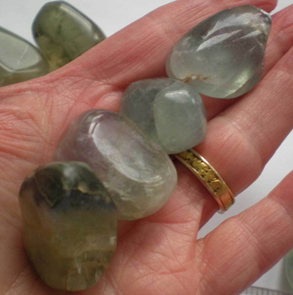 Fluorite -16 Medium Tumbled Stones rt45