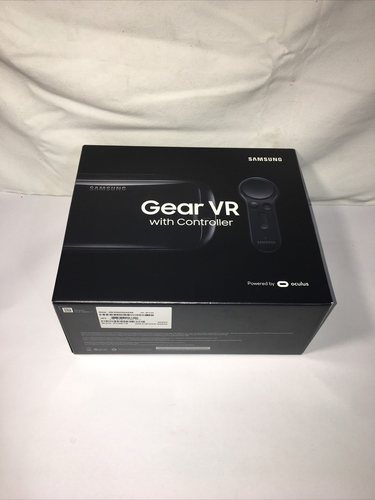 Samsung Gear VR Powered Oculus VR Headset w/Controller SM-R324