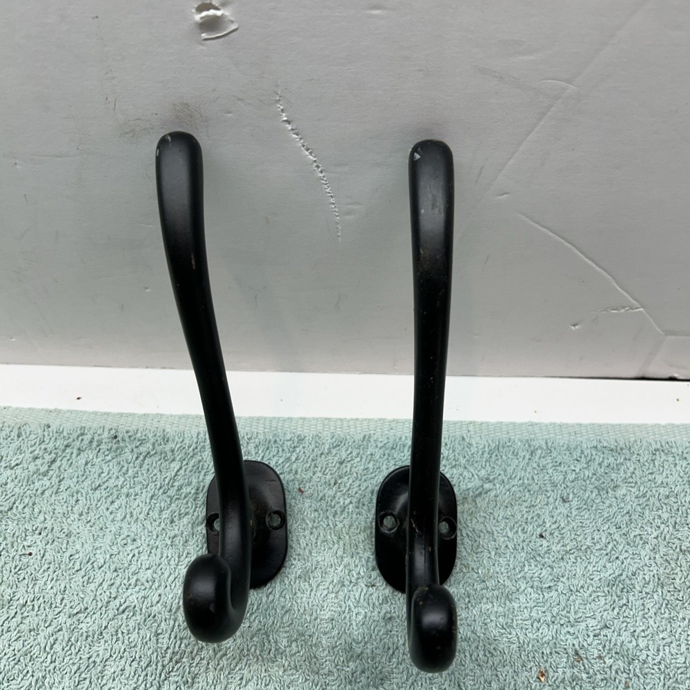 2 Cast Iron Wall Mount Coat Hat HOOKS Black