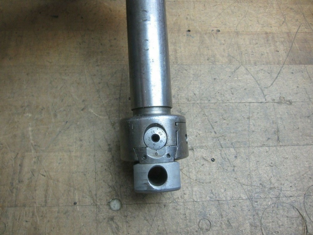 Micro adjustable boring head with 1-1/4" shank 1/2" capacity