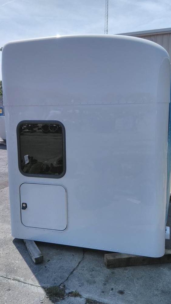 Replaces PETERBILT SLEEPER , OH