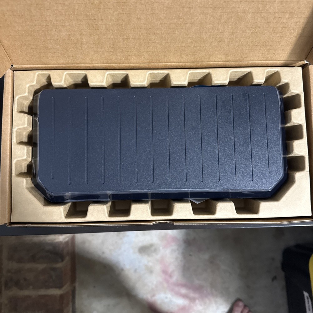 Ericsson Cradlepoint E400-5GE-AM S5A509A enterprise router - no NetCloud include