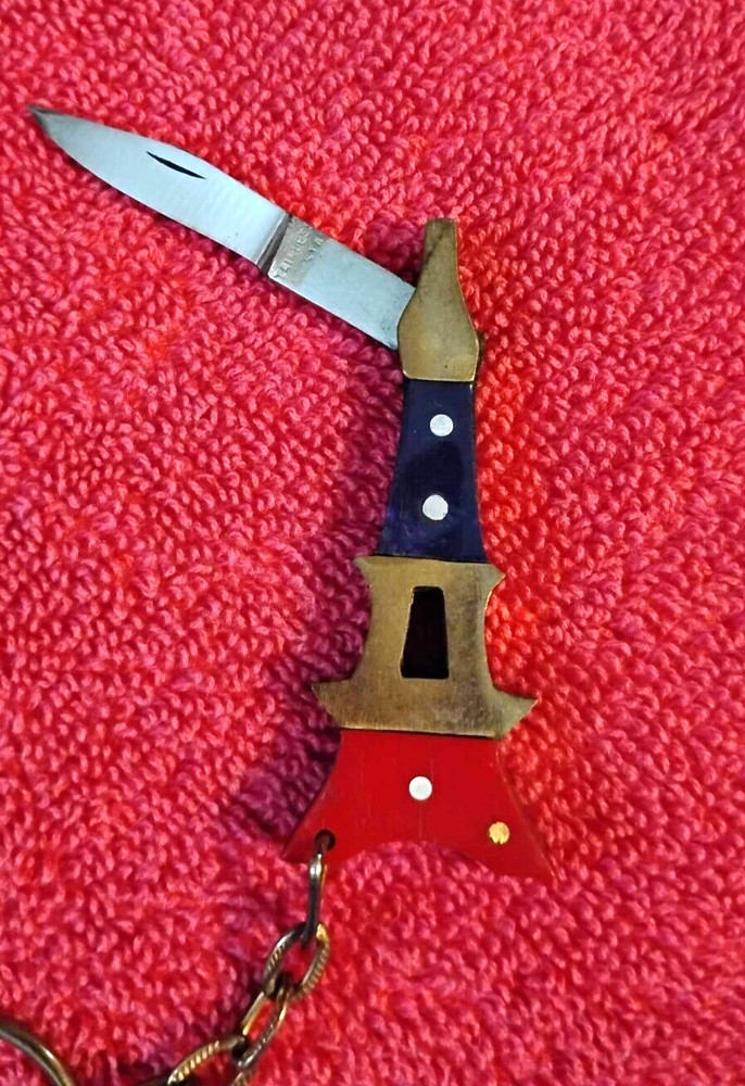 VINTAGE EIFFEL TOWER POCKET KNIFE KEYCHAIN
