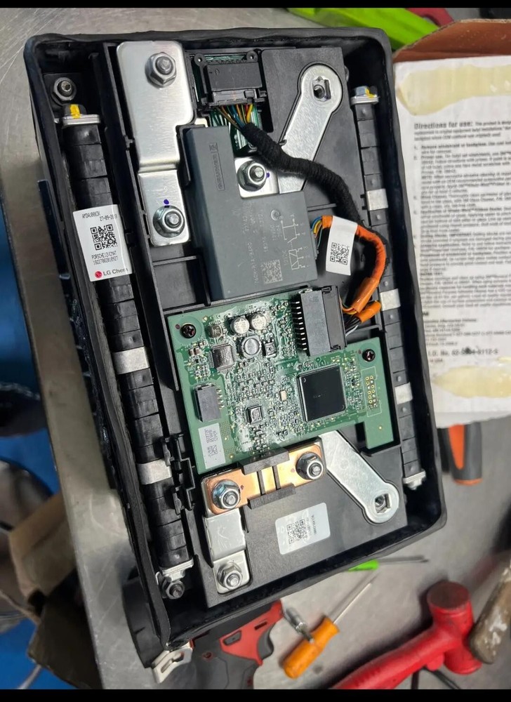 Lamborghini Urus Lithium Ion battery repair service