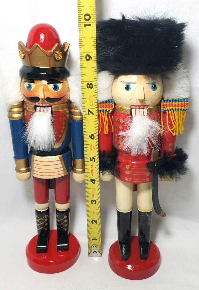 Kurt Adler Hollywood Nutcrackers Two with Boxes 10"