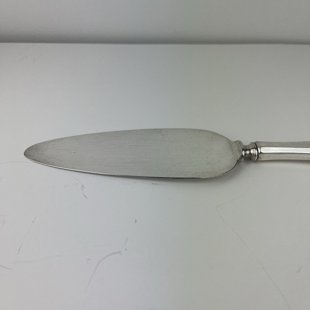 Community Silverplate Cake/Server