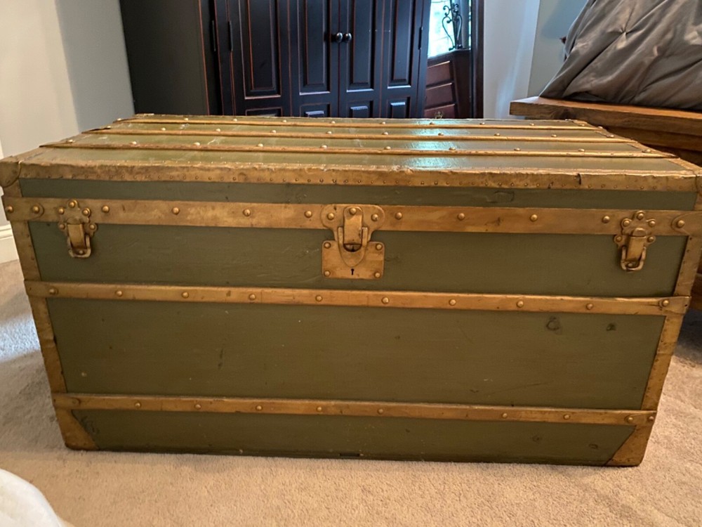 Louis Vuitton Vintage Trunk