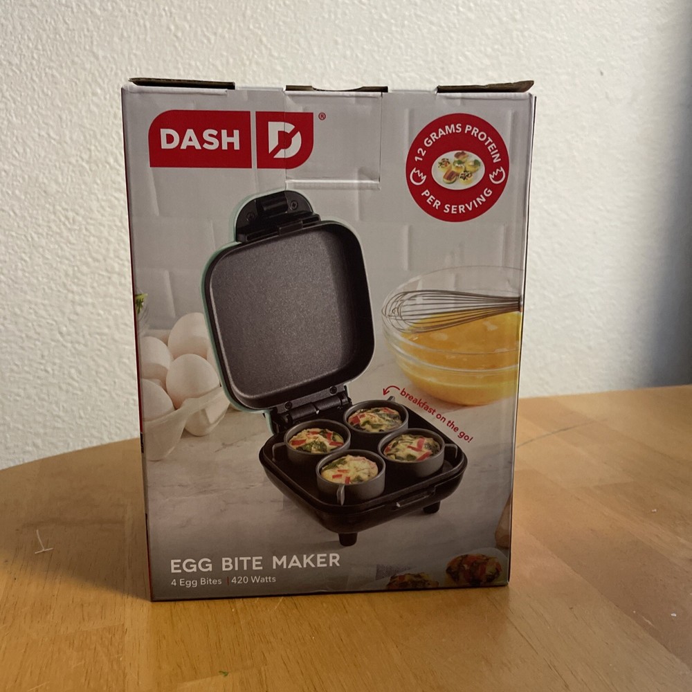 Dash Deluxe Egg Bite Maker New.in Box, Mint Green Can make larger eggs also