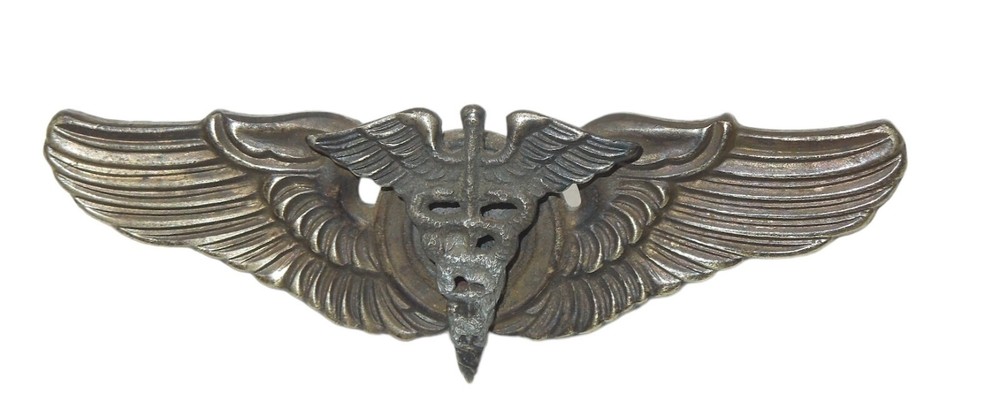 Original Korean War US Air Force NS Meyer 2" Flight Surgeon Wings Pin CA4