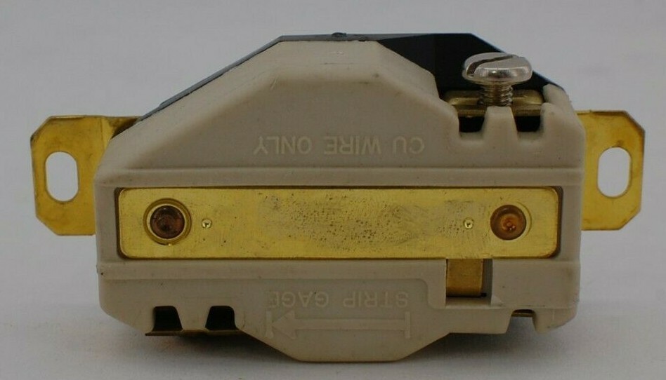 Hubbell L5-20 Black Locking Receptacle