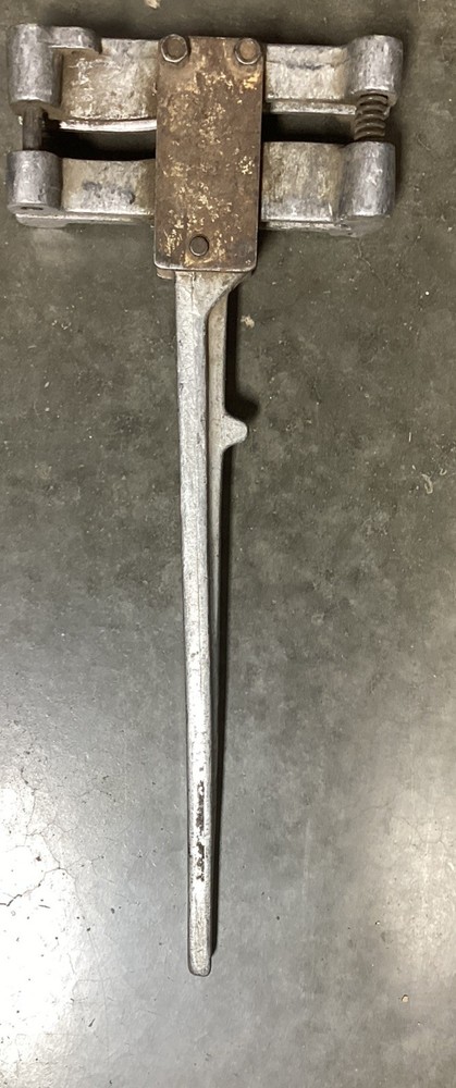 Greenlee 1810 Little Kicker Offset Conduit Bender Conduit Bending Tool