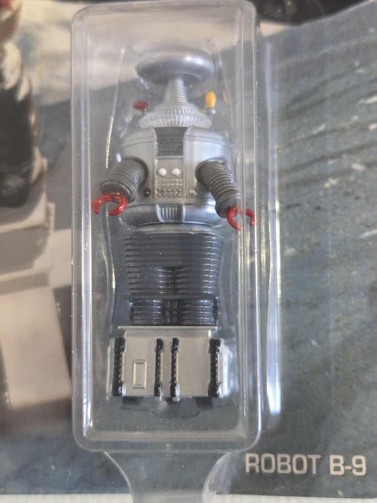 1990's NRFB Praying Mantis Lost In Space Robot B-9