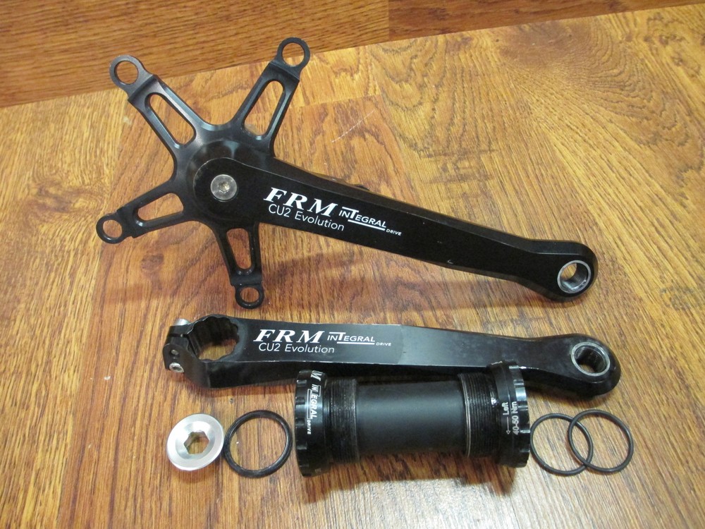 FRM CU2 EVOLUTION 175 130 BCD CRANK SET W/ ENGLISH THREADED FRM BOTTOM BRACKET