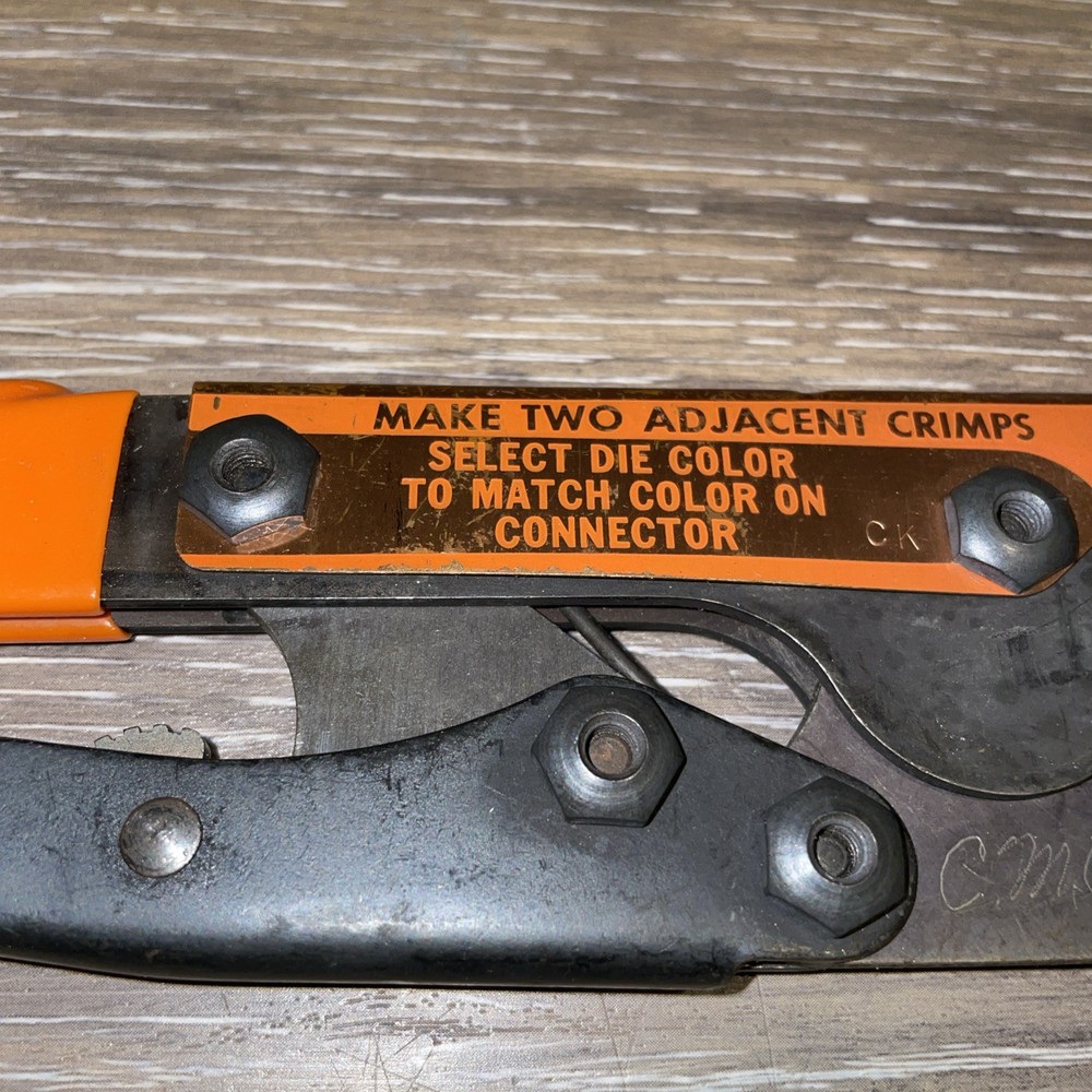 Vintage Thomas & Betts • TBM-2 • Terminal Crimper Tool