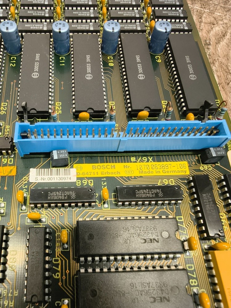 BOSCH 1070063897-106 PLC BOARD