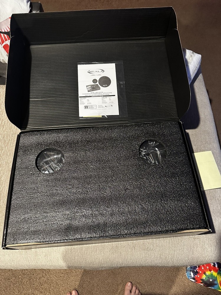 Realm Component Speaker Auto